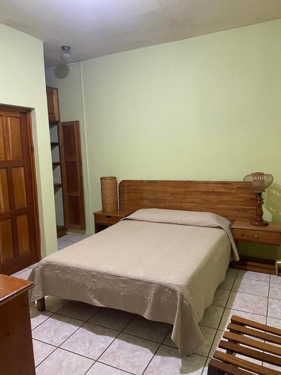 Nakum Hotel Flores Dış mekan fotoğraf