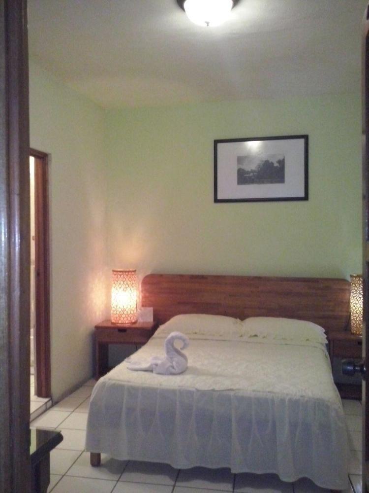 Nakum Hotel Flores Dış mekan fotoğraf