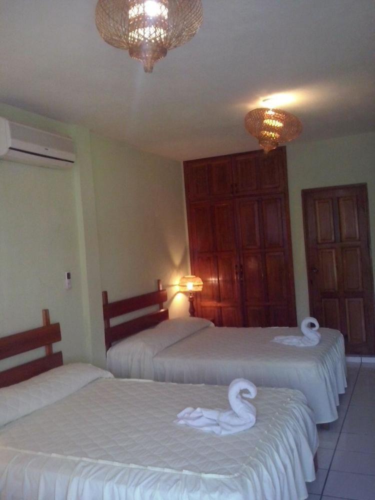 Nakum Hotel Flores Dış mekan fotoğraf